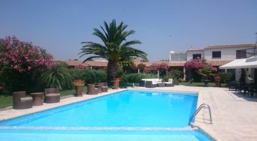 Hotel La Tramontane Saintes-Maries-de-la-Mer Exterior foto